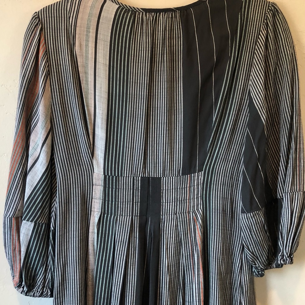 Universal Thread Peasant Dress - Picture 7 of 7